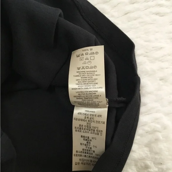 Burberry Brit black cotton t-shirt featuring 3/4 sleeves size large - Picture 10 of 11